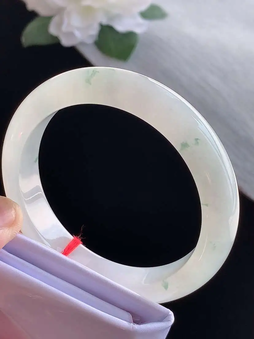 a货翡翠老坑冰种飘花正装正圈手镯55-56圈口  尺寸55.2×12.2×8.2mm 1115