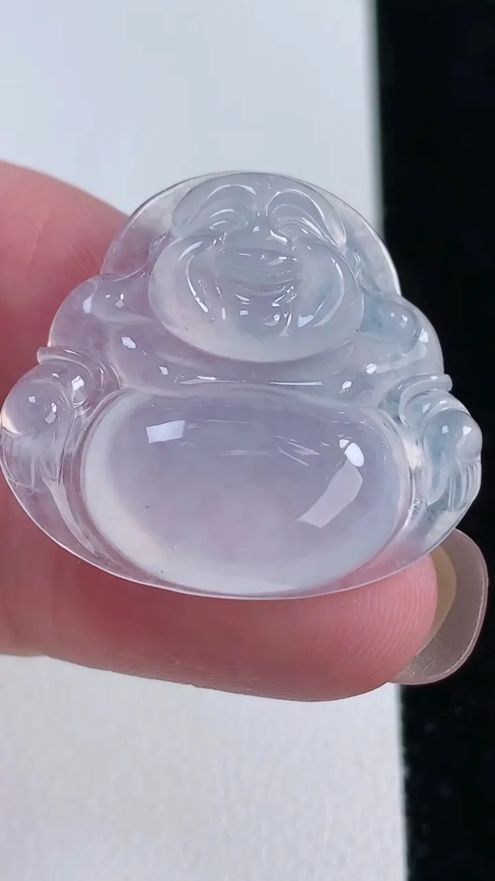 天然A货翡翠佛公吊坠，尺寸26.6-29.5-5.7，重量:7.01g
11月15日