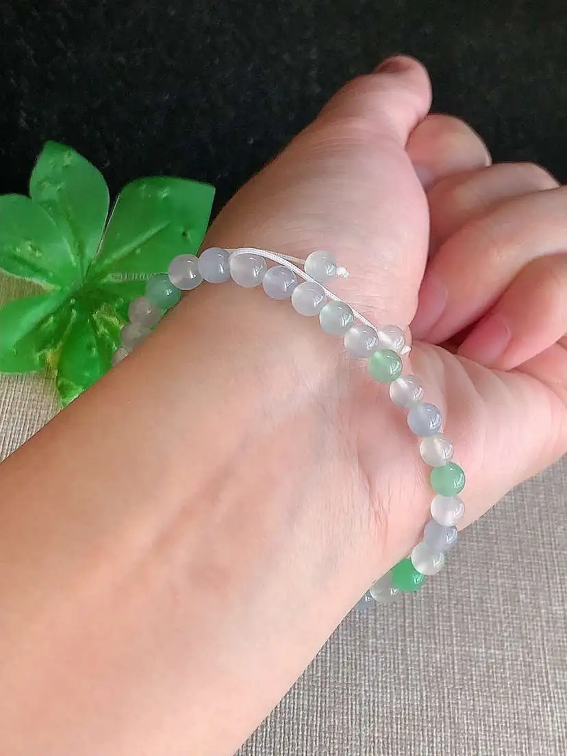 a货翡翠老坑冰种甜绿白月光圆珠佛珠手串36颗  尺寸4.8mm 重量8.12g 1115