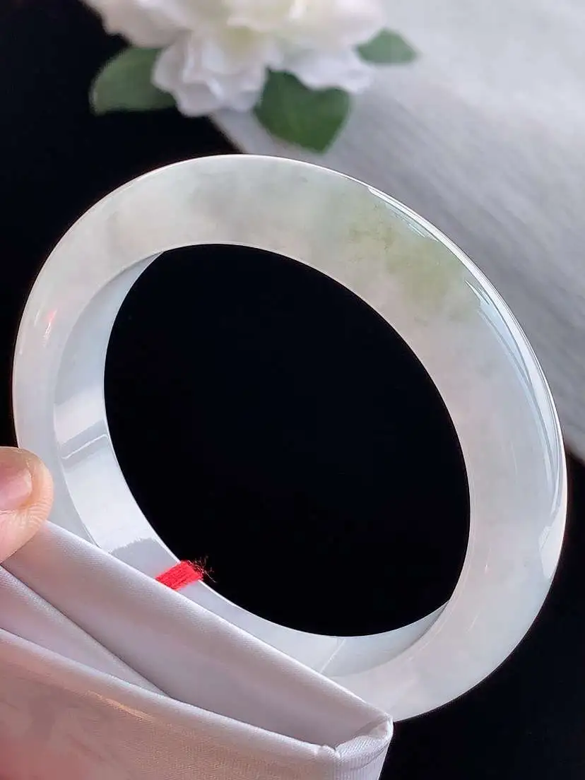 a货翡翠老坑冰种飘黄翡正装正圈手镯58-59圈口  尺寸58×13×9mm 1115