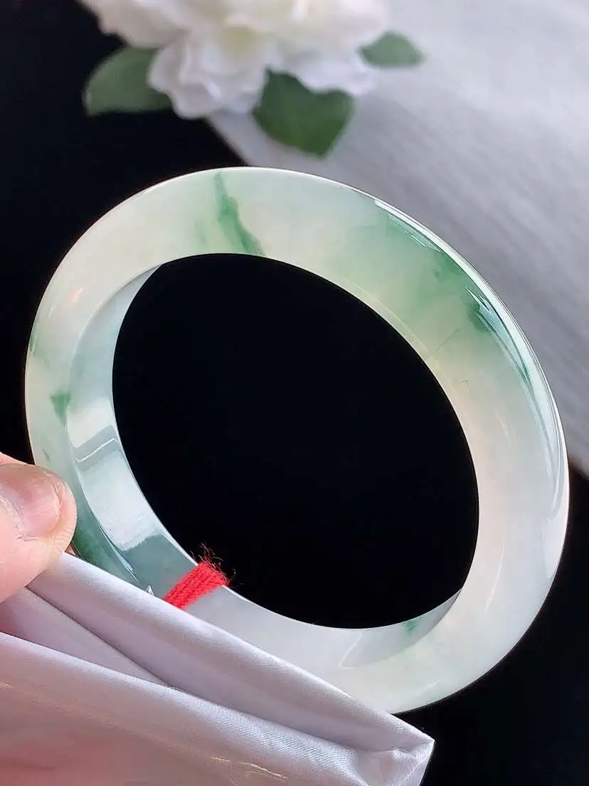 a货翡翠老坑冰种飘花正装正圈手镯54-55圈口  尺寸54.8×12×8.5mm 1115