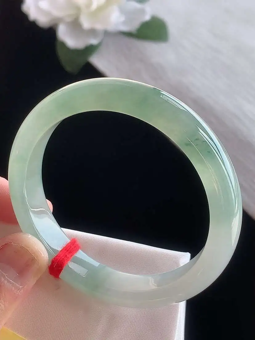 a货翡翠老坑冰种飘花正装正圈手镯52-53小圈口  尺寸52×11×7.3mm 1116
