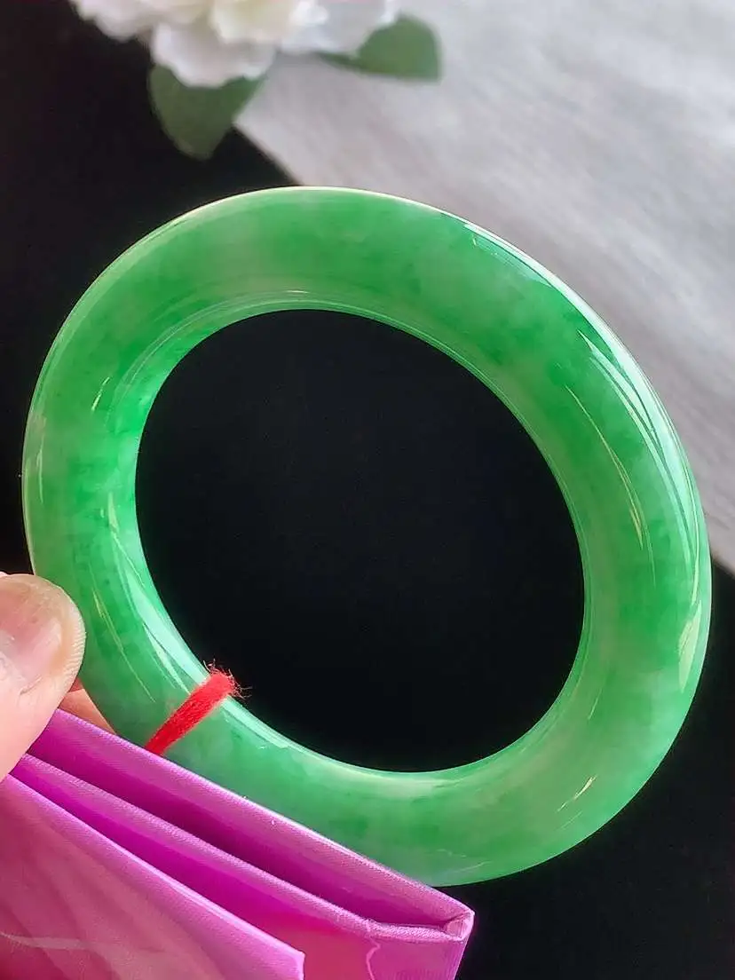 a货翡翠老坑冰种满绿胖圆条手镯53-54圈口 尺寸53.8×12mm 1116