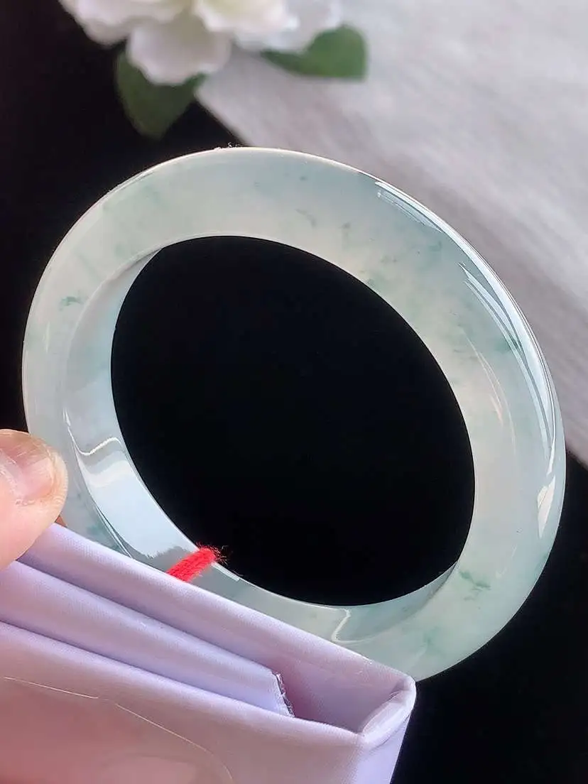 a货翡翠老坑冰种飘花正装正圈手镯54-55圈口  尺寸54.8×12.8×9mm 1116