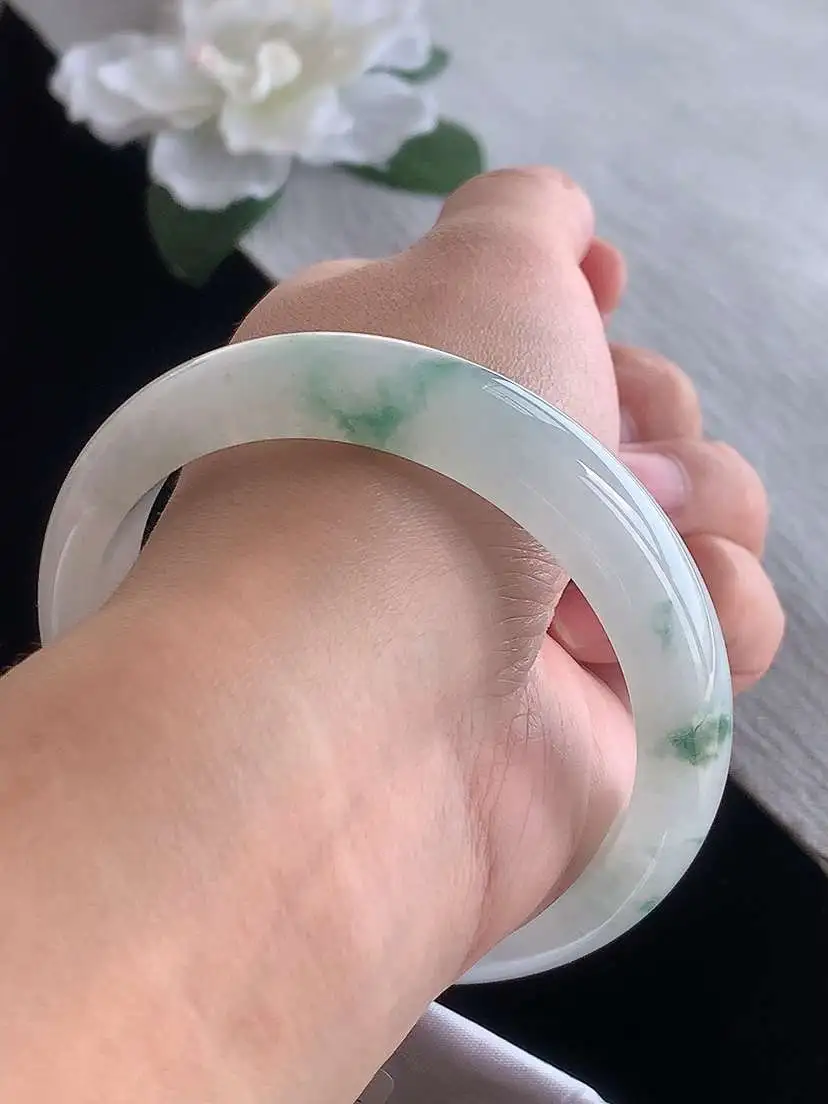a货翡翠老坑冰种飘花正装正圈手镯57-58圈口  尺寸57.5×13.3×8mm 1116