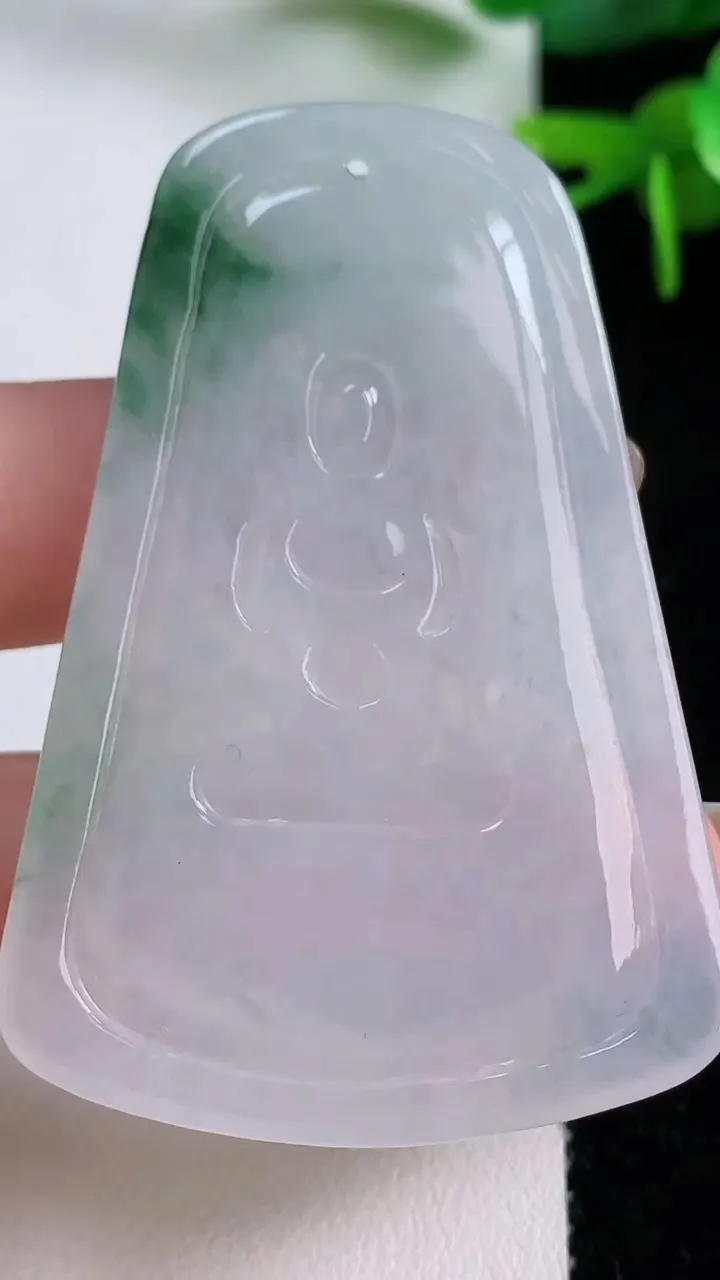 天然A货翡翠普贤菩萨吊坠，尺寸58.5-40-5.4，重:24.38g
11月17日