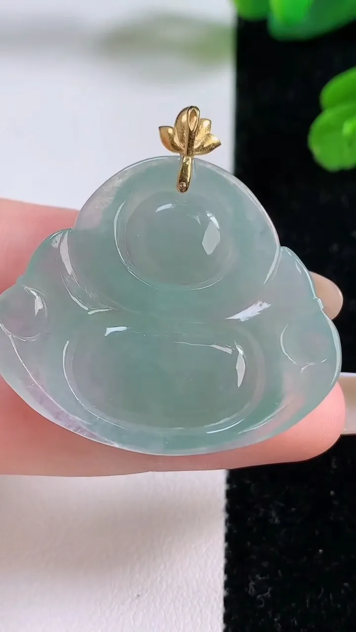 天然A货翡翠佛公吊坠，尺寸32.2-37.8-6.3，重量:11.73g
11月17日