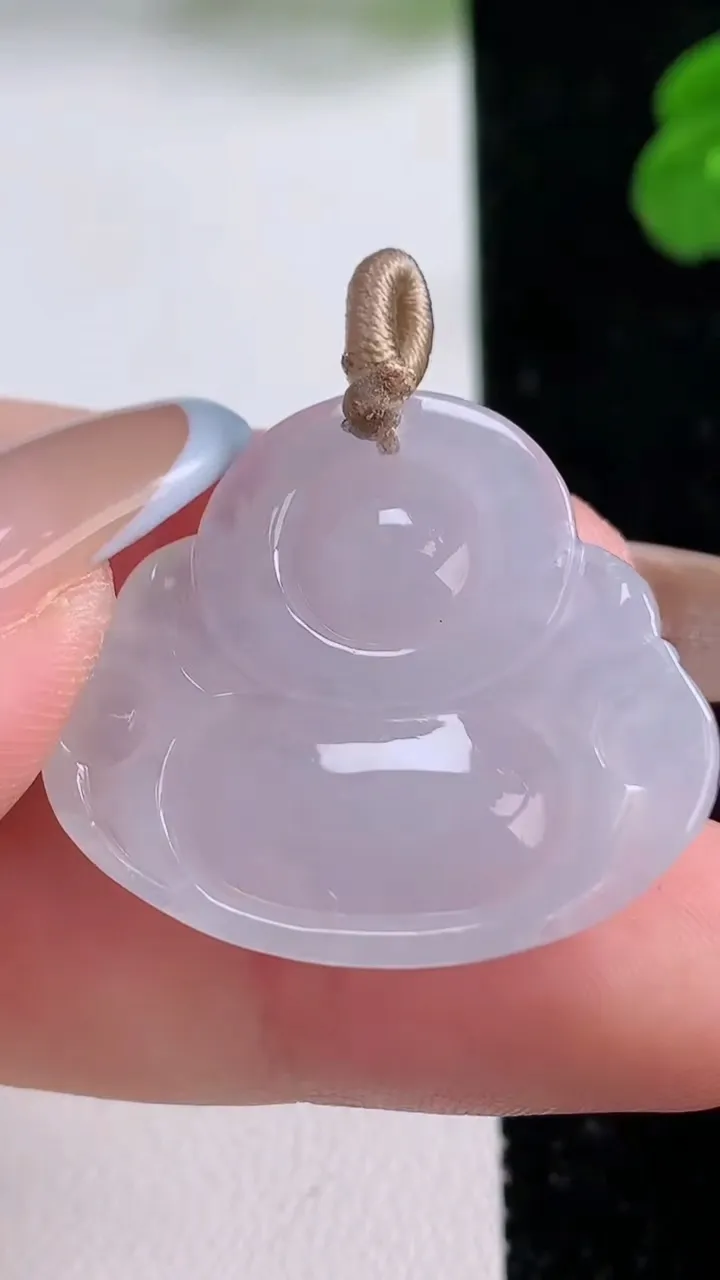 天然A货翡翠佛公吊坠，尺寸26-29.4-6，重量:7.38g
11月17日