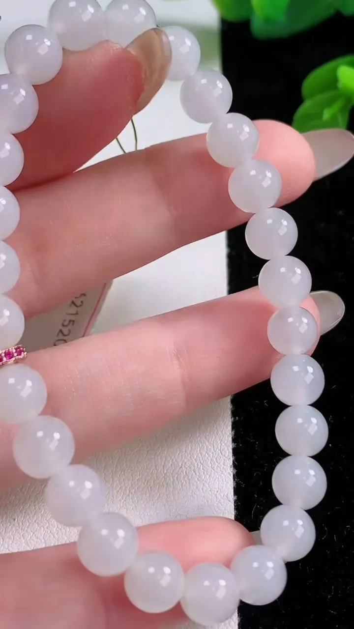 天然A货翡翠种白冰圆珠手串，尺寸9-26颗，重量:15.28g11月17日
工厂直销收藏佳品,种好水