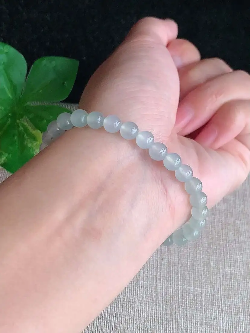 a货翡翠老坑冰种白月光圆珠佛珠手串30颗  尺寸5.7mm 重量10.84g 1118