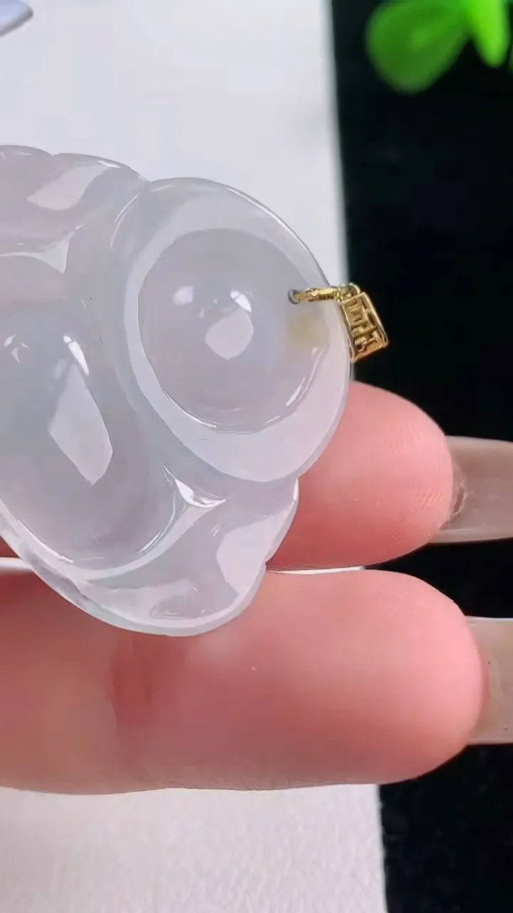 天然A货翡翠佛公吊坠，尺寸33.8-28.3-6.2，重:8.34g
11月18日