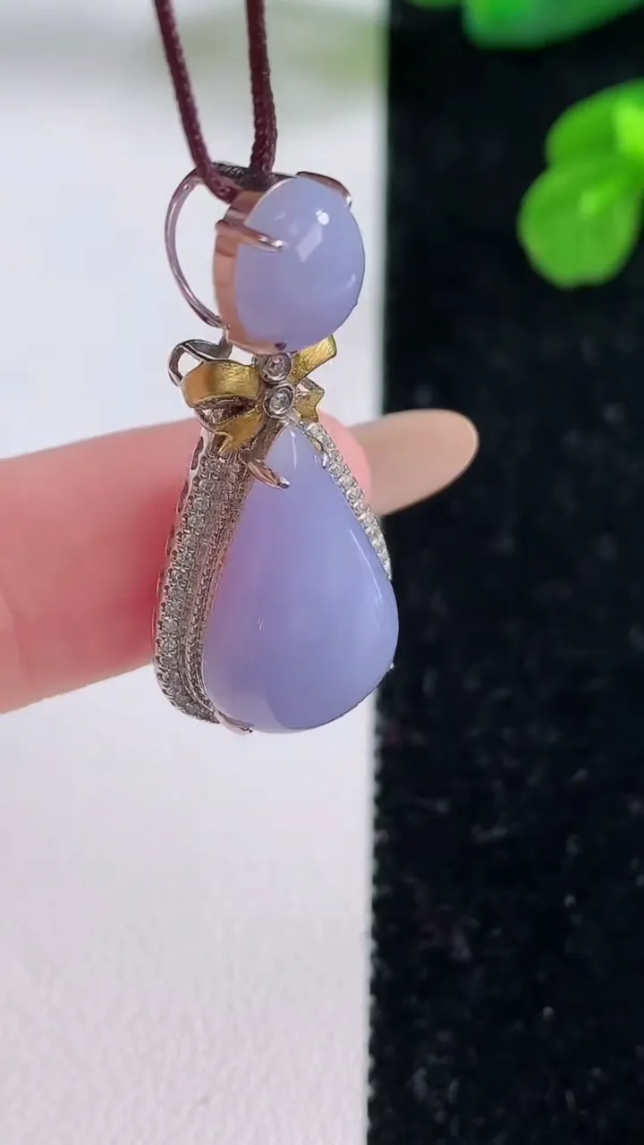 天然A货翡翠18K金紫罗兰水滴吊坠，尺寸32.6-14.7-8.4，裸石18-11.3重量:4.23