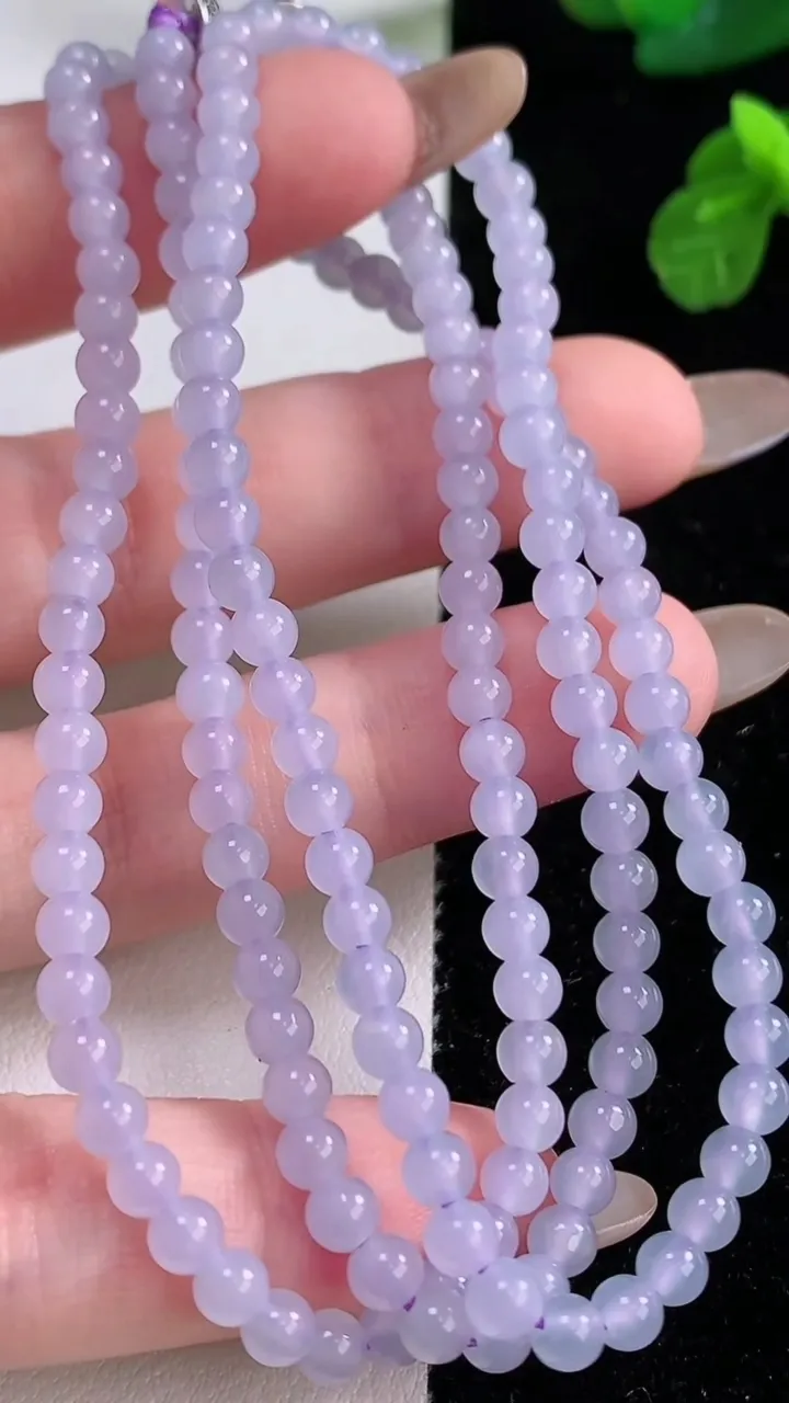 天然A货翡翠紫罗兰小米珠项链，尺寸3.8-158颗，重量:18.54g11月18日
工厂直销收藏佳品