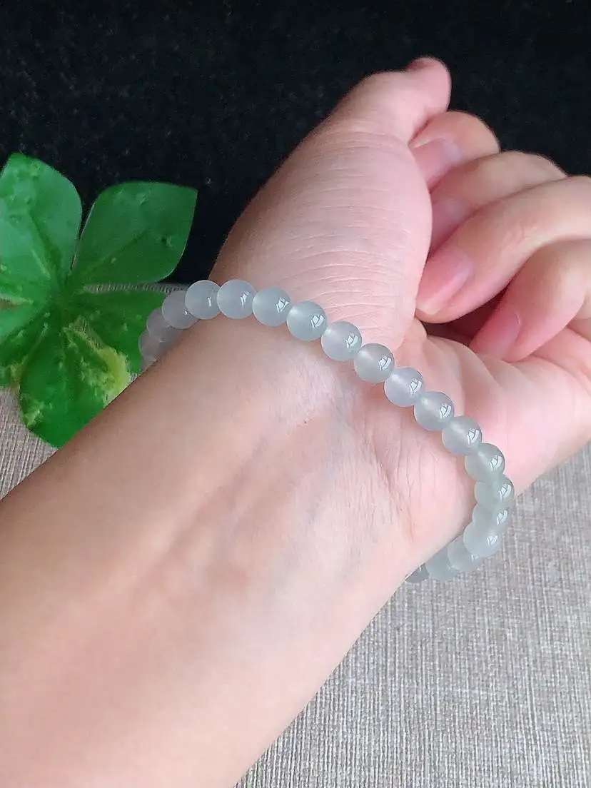 a货翡翠老坑冰种白月光圆珠佛珠手串30颗  尺寸5.7mm 重量10.84g 1118