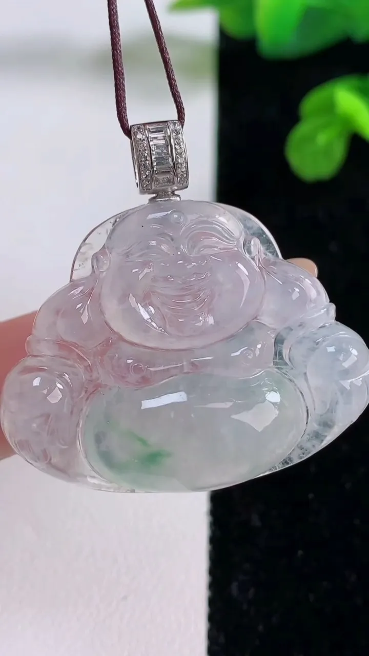 天然A货翡翠佛公吊坠，尺寸29.4-38-6.3，重量:11.56g
11月18日