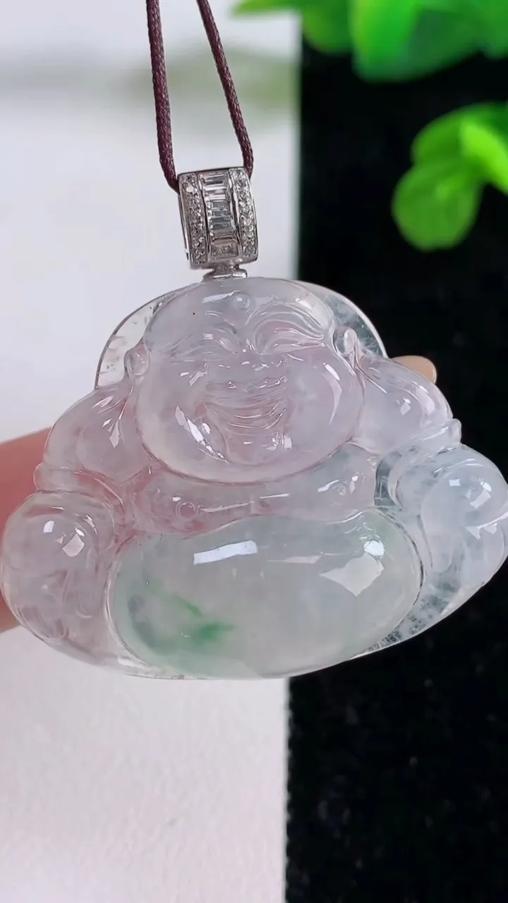 天然A货翡翠佛公吊坠，尺寸29.4-38-6.3，重量:11.56g
11月18日