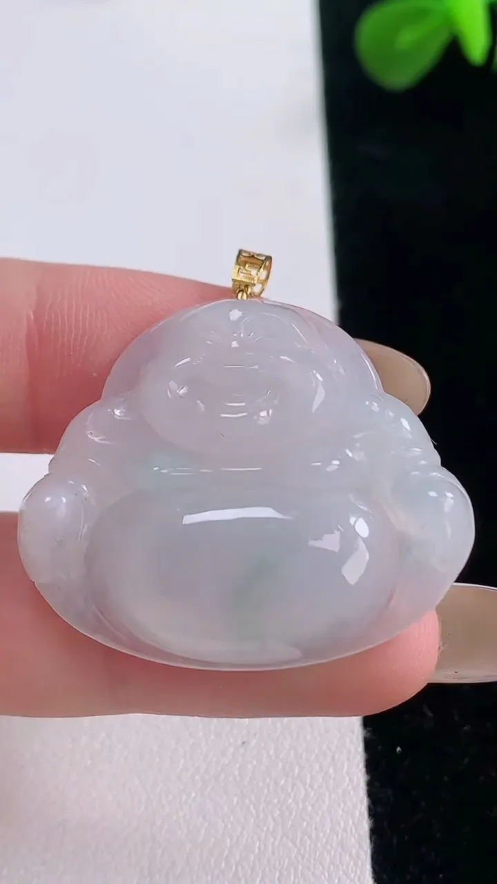 天然A货翡翠佛公吊坠，尺寸33.8-28.3-6.2，重:8.34g
11月18日