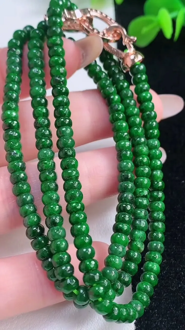 天然A货翡翠算盘珠项链，尺寸4.3，重:22.96g11月18日
工厂直销收藏佳品,种好水足，色泽均