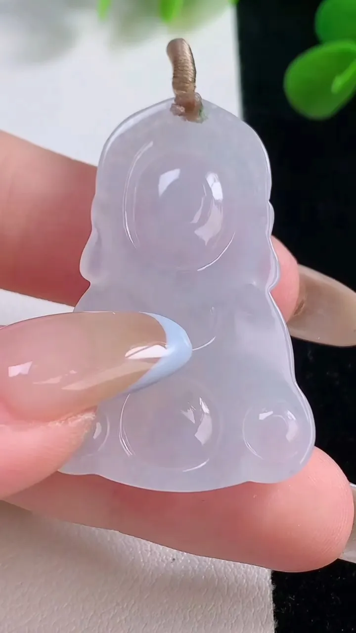 天然A货翡翠宝宝佛吊坠，尺寸40.4-27.2-5.7，重量:11.70g
11月18日