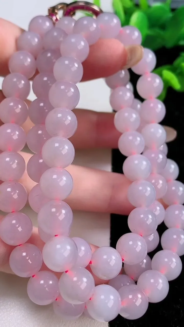 天然A货翡翠紫罗兰圆珠项链，尺寸8.8-70颗，重量:91.53g11月18日
工厂直销收藏佳品,种