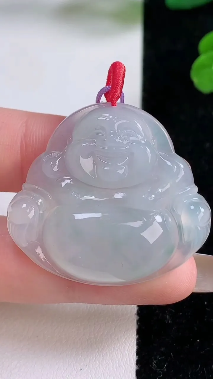 天然A货翡翠冰种飘花佛公吊坠，尺寸33-36.6-6.6，重量:12.02g
11月18日