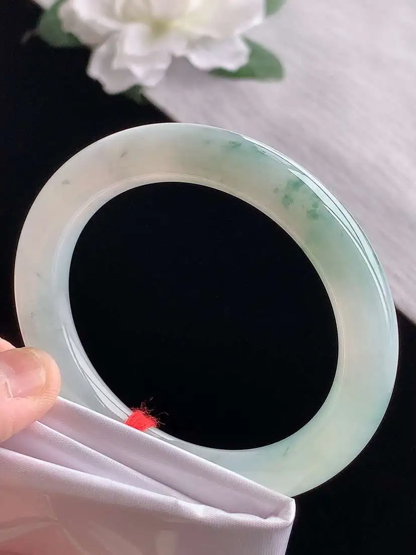 a货翡翠老坑冰种飘花圆条手镯52-53小圈口  尺寸52.8×9.6mm 1118
