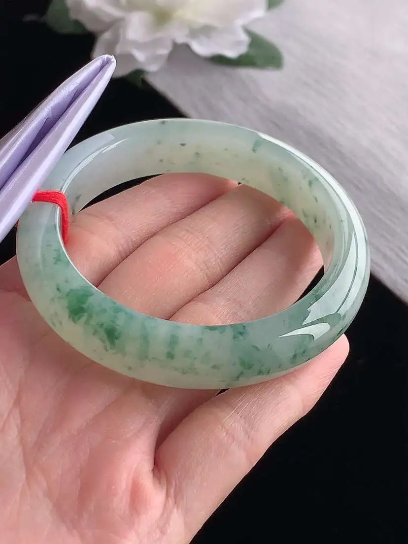a货翡翠老坑冰种飘花正装正圈手镯55-56圈口  尺寸55×12.8×8.5mm 1118