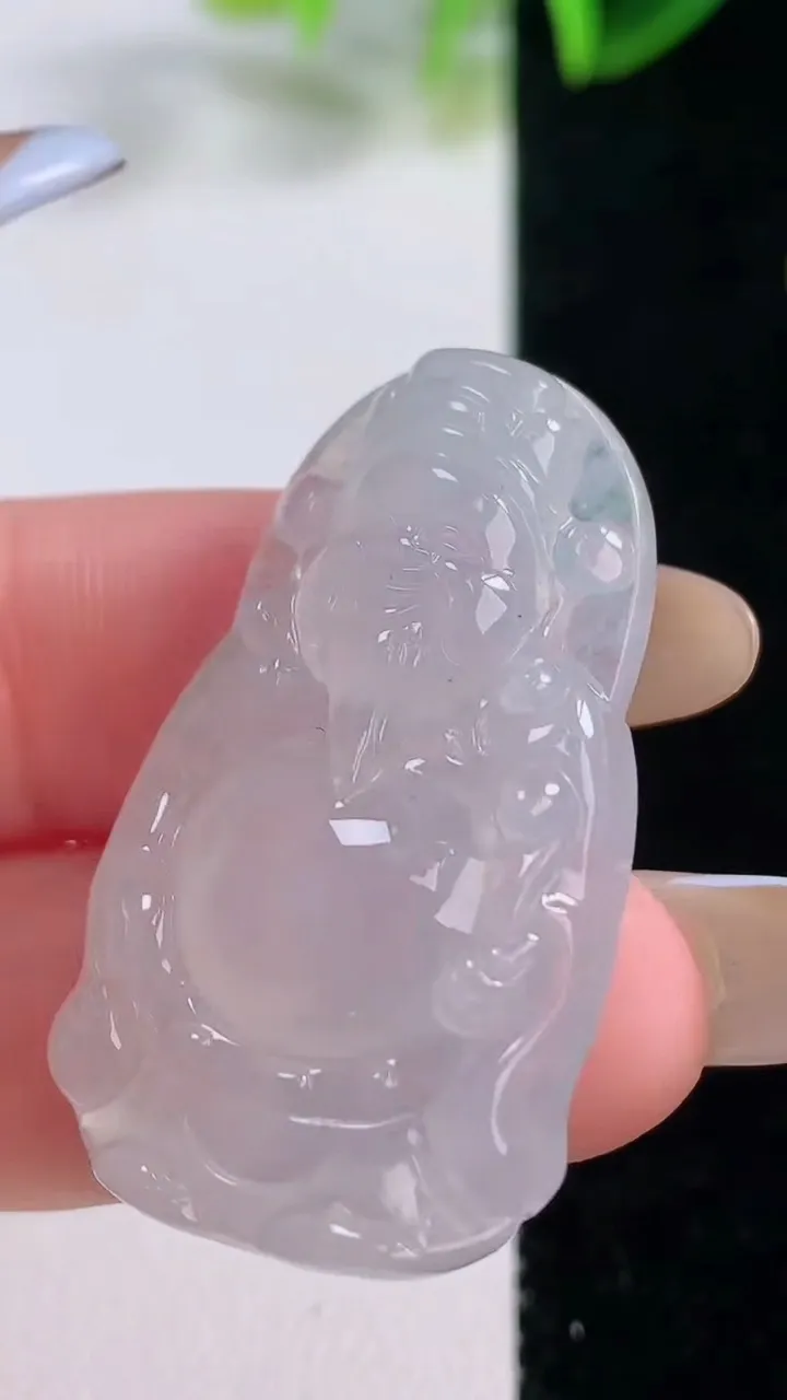 天然A货翡翠财神爷吊坠，尺寸36.2-21.6-6.4，重量:8.97g
11月19日