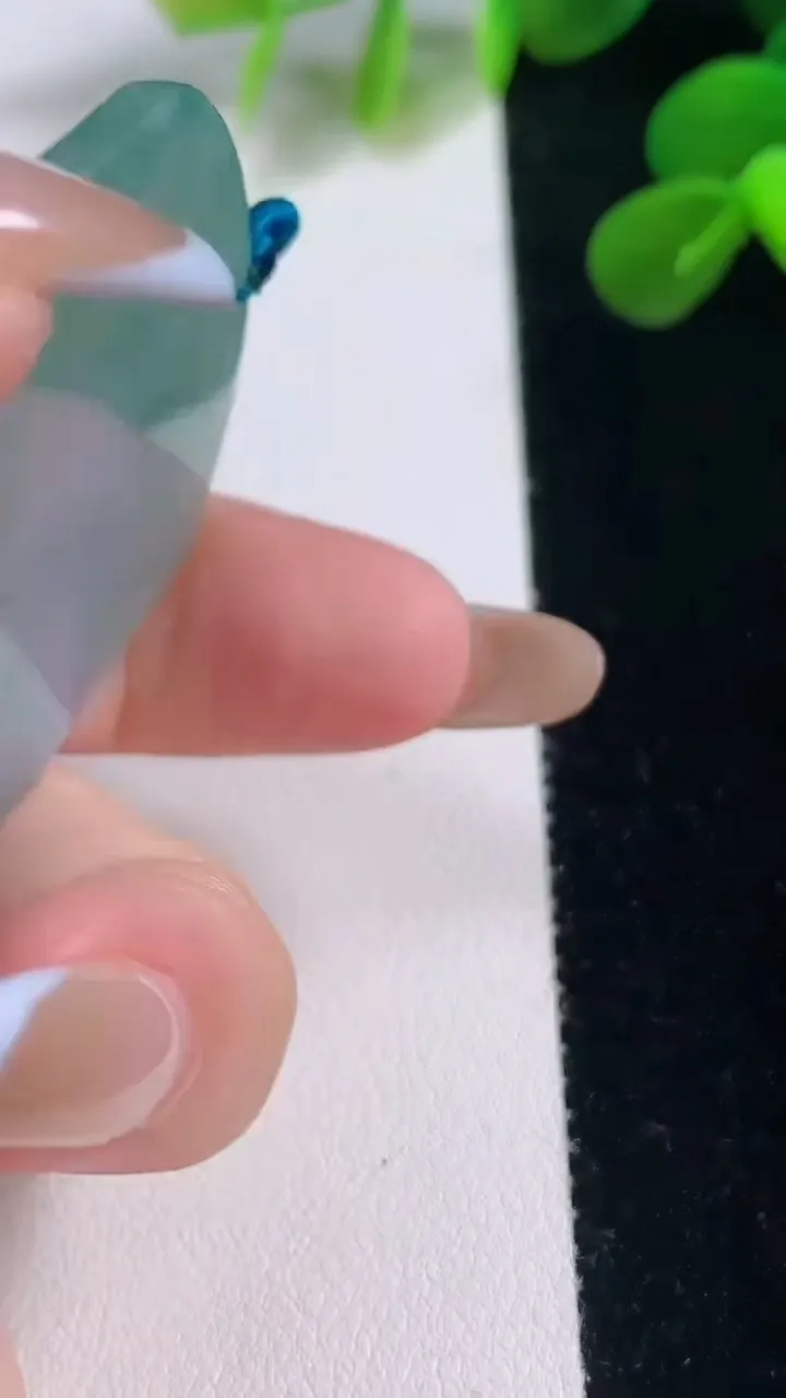 天然A货翡翠文殊菩萨吊坠，尺寸54-44.5-5，重量:28.98g
11月19日