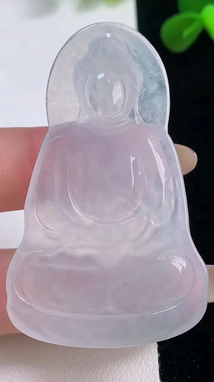 天然A货翡翠阿弥陀佛吊坠，尺寸58-36.3-4.5，重量:15.59g
11月19日