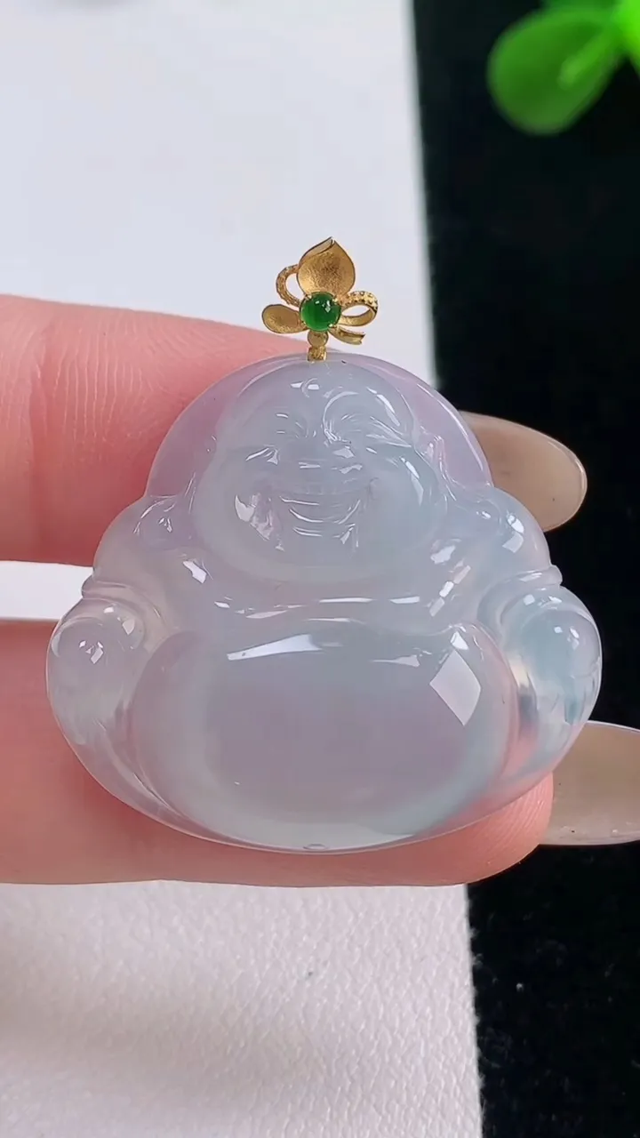 天然A货翡翠佛公吊坠，尺寸28.6-31-5.8，重量:8.12g
11月19日