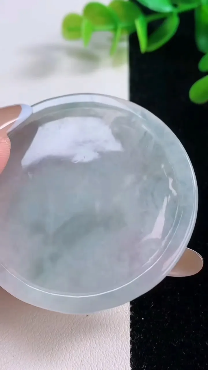 天然A货翡翠普贤菩萨吊坠，尺寸53-5，重量:26.13g
11月19日