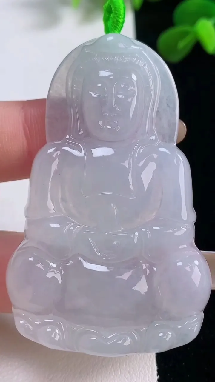 天然A货翡翠观音菩萨吊坠，尺寸59.7-37.5-5.4，重量:22.49g
11月19日
