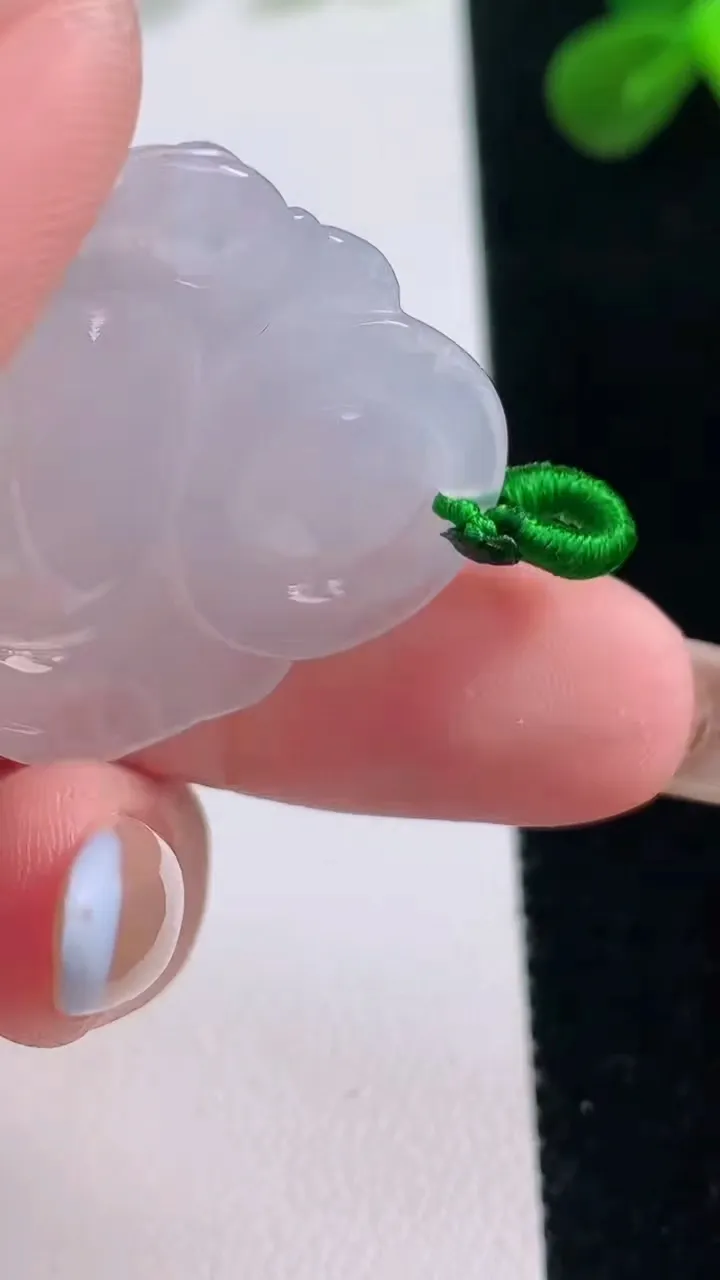 天然A货翡翠佛公吊坠，尺寸28-30.8-6，重量:7.91g
11月19日