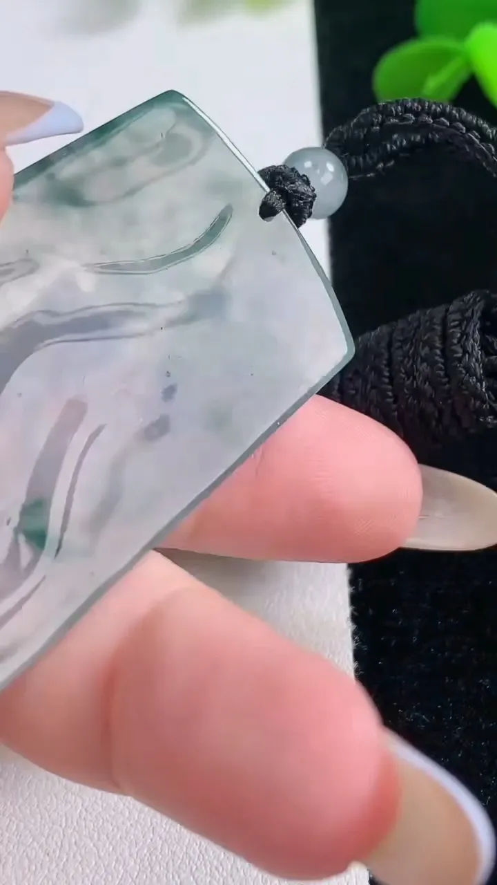 天然A货翡翠种紫罗兰飘花普贤菩萨吊坠，尺寸54-30.5-5.2，重量:23.39g
11月19日