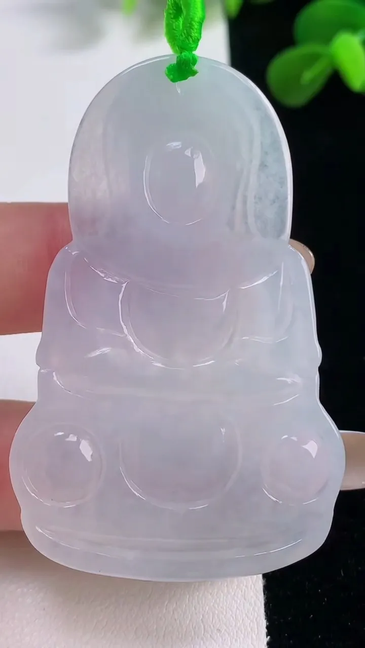 天然A货翡翠观音菩萨吊坠，尺寸59.7-37.5-5.4，重量:22.49g
11月19日