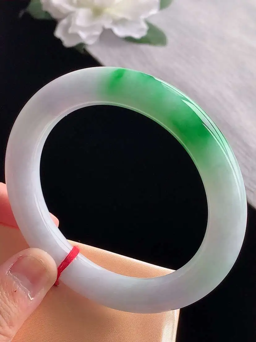 a货翡翠老坑冰润飘阳绿圆条手镯59-60大圈口  尺寸59×11mm 1118