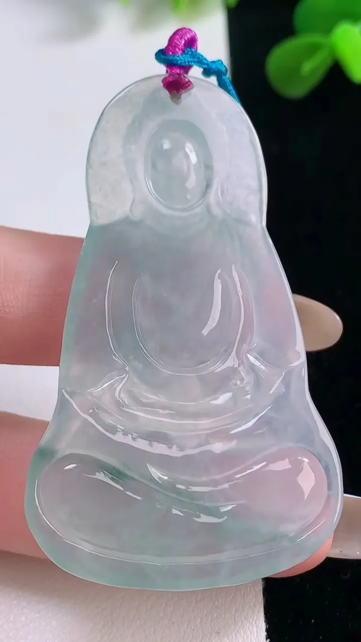 天然A货翡翠冰种飘花阿弥陀佛吊坠，尺寸58-34.8-4.3，重量:15.88g
11月19日