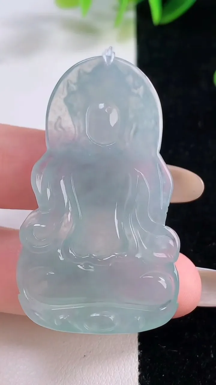 天然A货翡翠大势至菩萨吊坠，尺寸49.2-29.4-5.7，重量:14.87g
11月20日