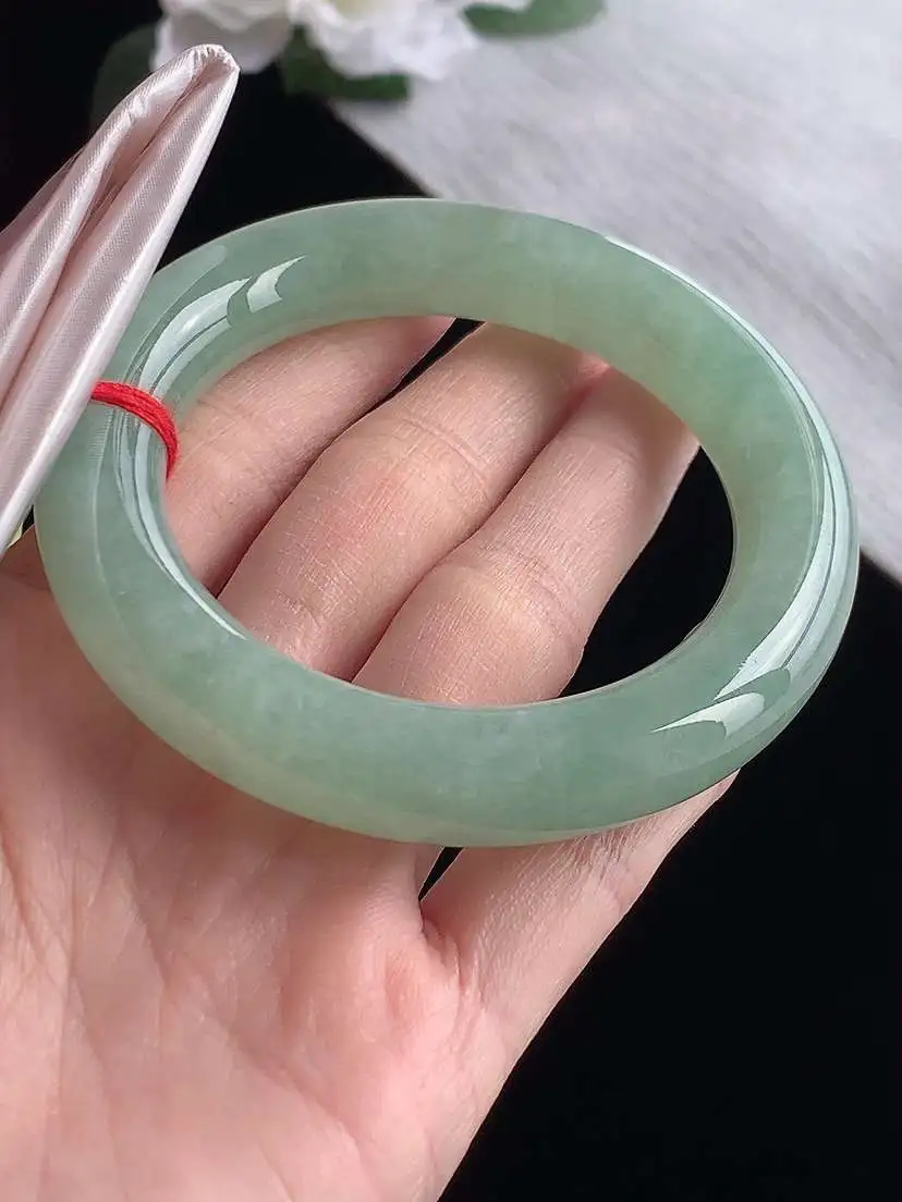 a货翡翠老坑冰种满绿胖圆条手镯54-55圈口  尺寸54.6×12.3mm 1119