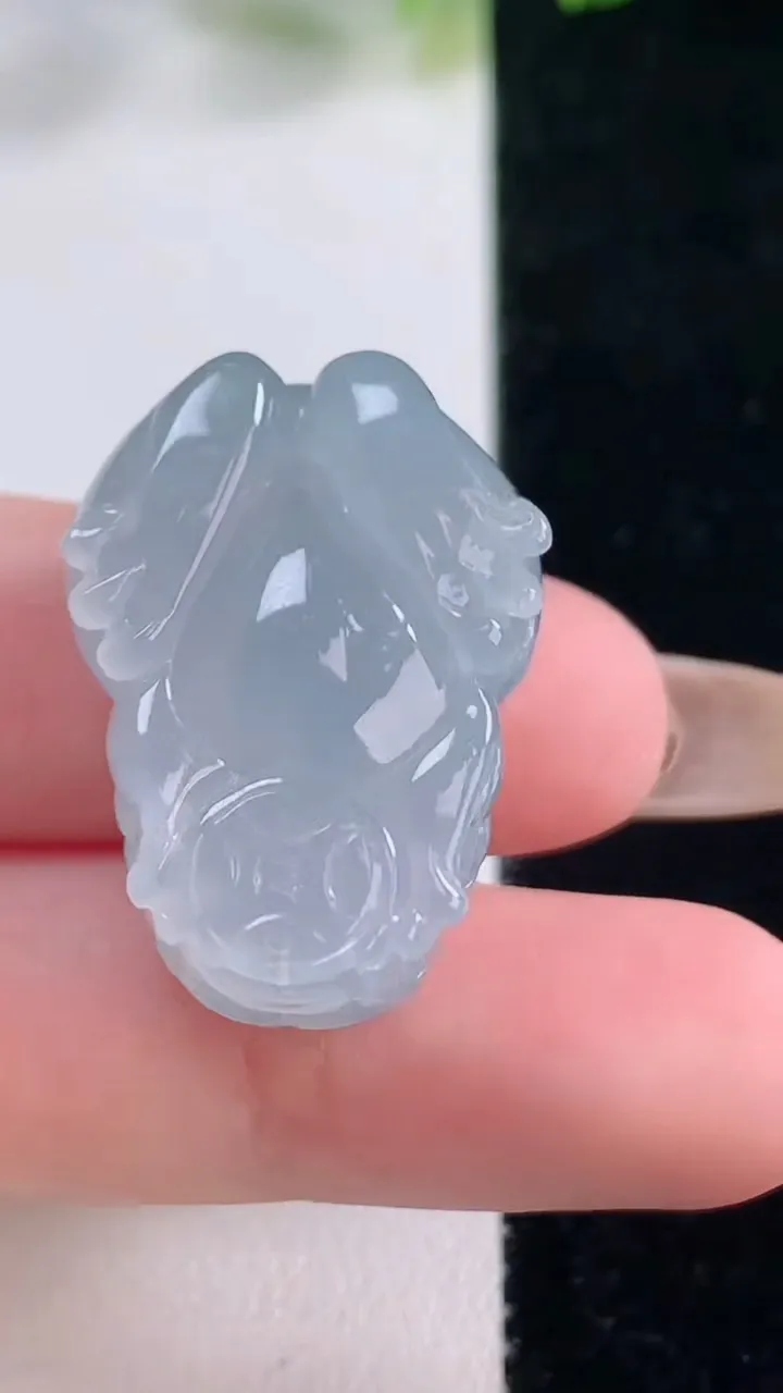 天然A货翡翠种紫罗兰貔貅吊坠，尺寸26.5-20-12.7，重量:14.31g
11月20日