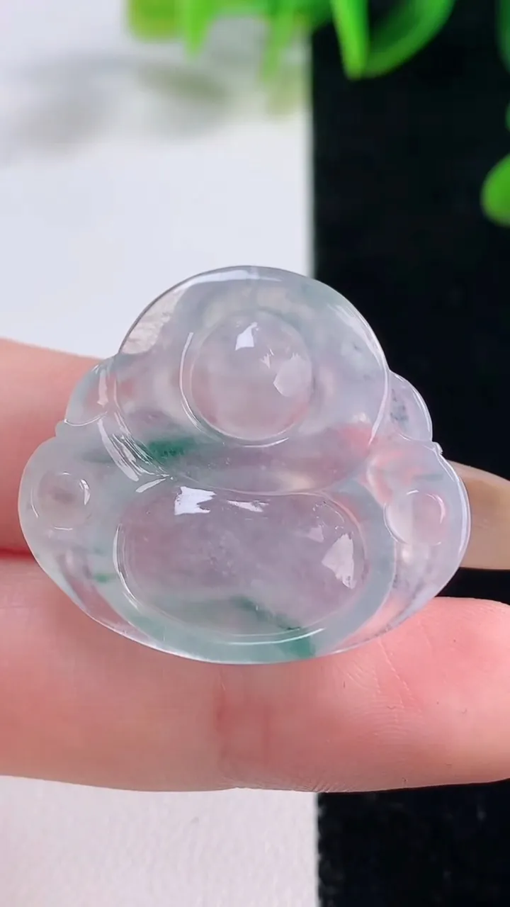 天然A货翡翠种飘花佛公吊坠，尺寸27-30.5-5.8，重量:6.87g
11月20日