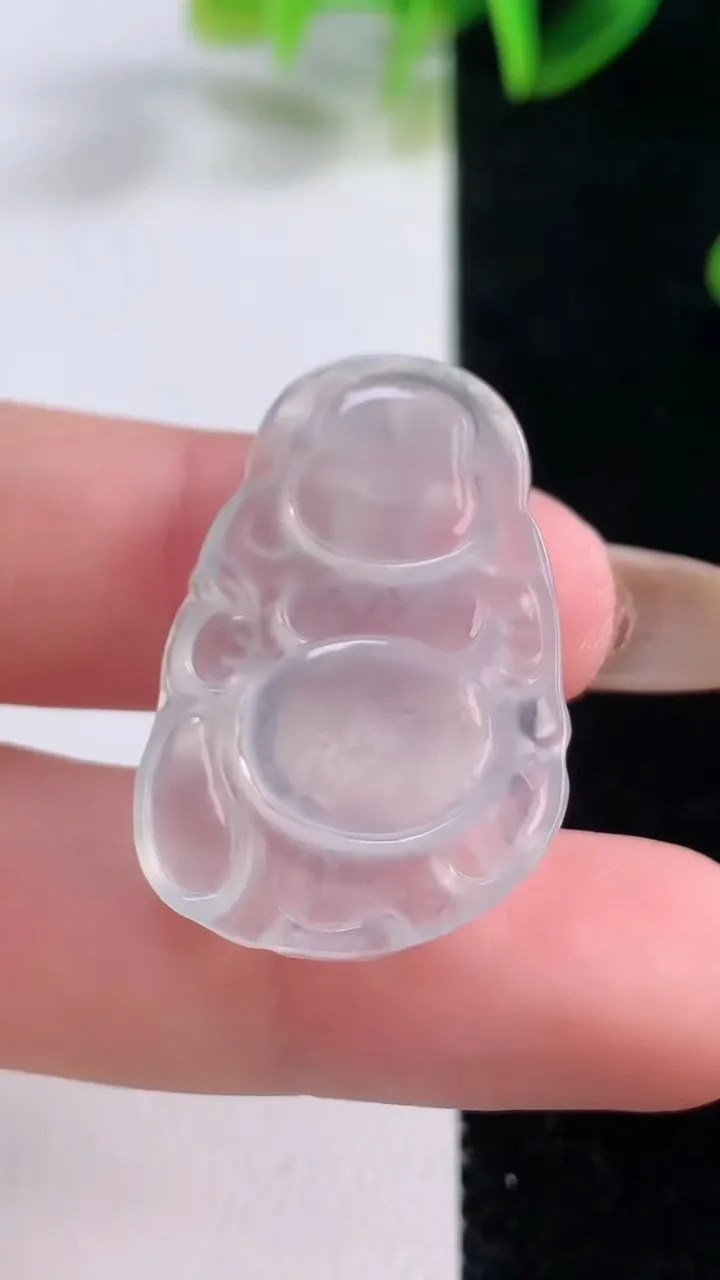 天然A货翡翠布袋佛吊坠，尺寸30-20.6-5，重量:5.40g
11月20日