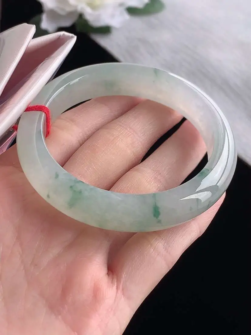 a货翡翠老坑冰种飘花正装正圈手镯54-55圈口  尺寸54.5×12×8.5mm 1119