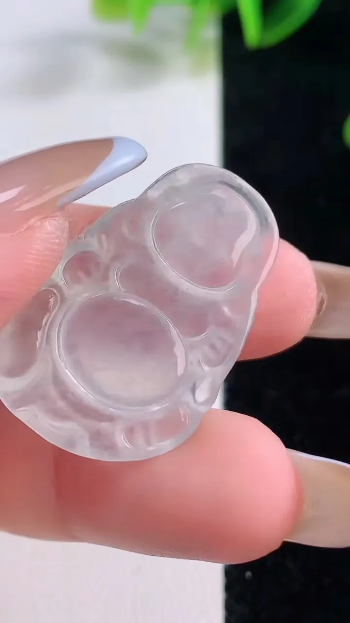 天然A货翡翠布袋佛吊坠，尺寸30-20.6-5，重量:5.40g
11月20日