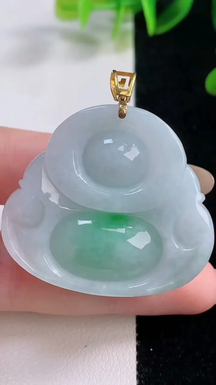 天然A货翡翠佛公吊坠，尺寸36-40-12.5，重量:29.66g
11月20日