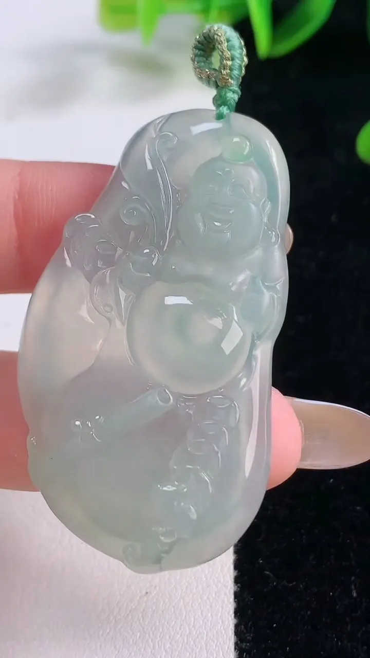天然A货翡翠布袋佛吊坠，尺寸49.8-27.7-6，重量:16.69g
11月20日