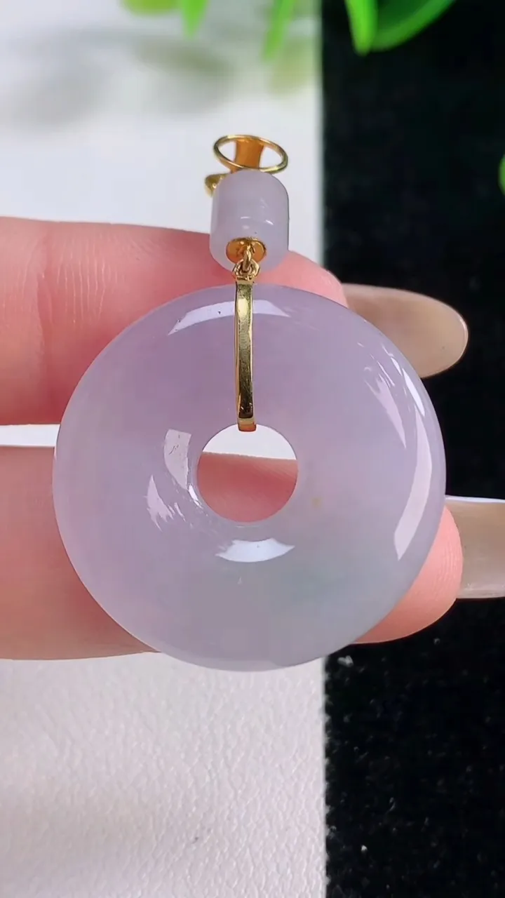 天然A货翡翠18K金紫罗兰平安环吊坠，尺寸27.3-5，重量:8.94g
11月20日