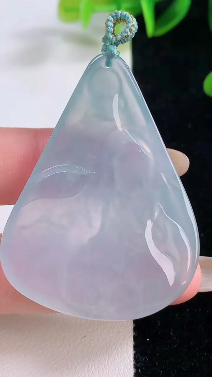 天然A货翡翠紫罗兰阿弥陀佛吊坠，尺寸50-37.8-4.9，重量:16.91g
11月20日