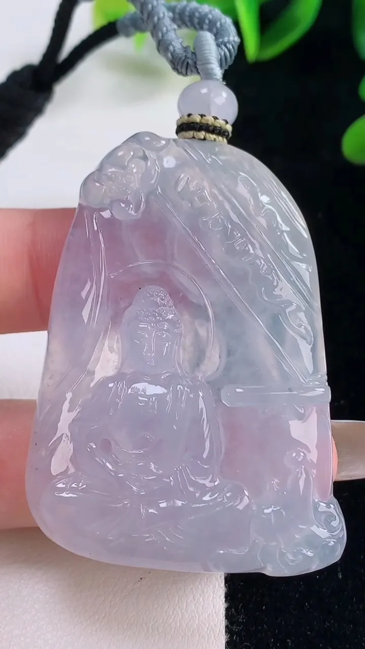 天然A货翡翠种紫罗兰大日如来吊坠，尺寸51.3-36.2-5.5，重量:27.26g
11月20日